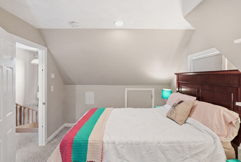27 Billows Street Winthrop, MA 02152 - Photo 19 of 25