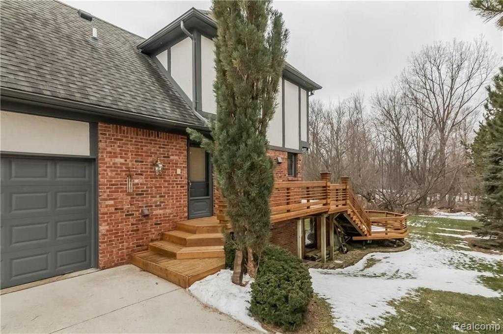 4037 Oak Tree Circle Rochester, MI 48306 - Photo 45 of 55