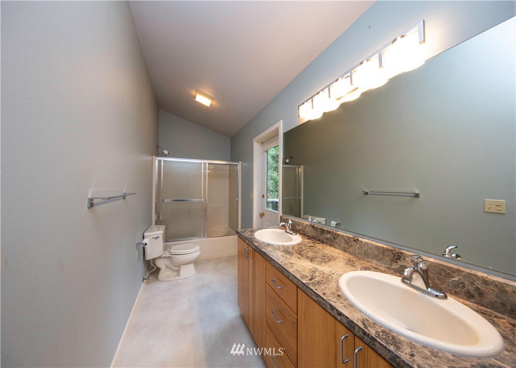 6150 Cape George Road Port Townsend, WA 98368 - Photo 17 of 25 Gallery Image 17