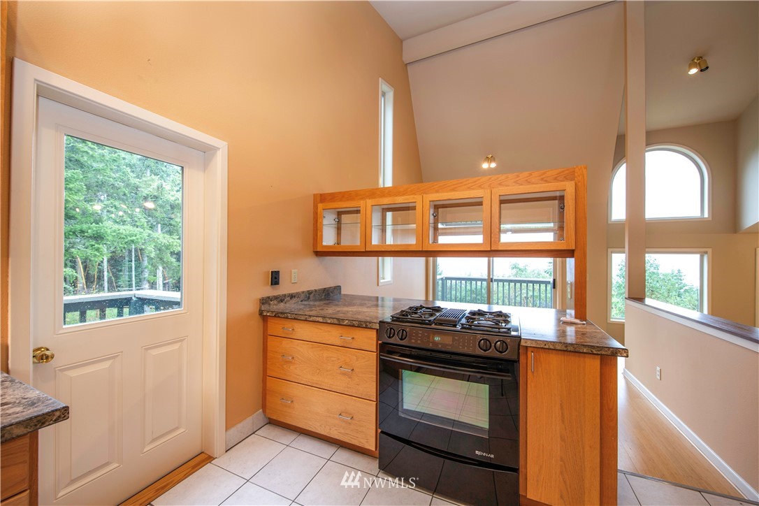 6150 Cape George Road Port Townsend, WA 98368 - Photo 8 of 25 Gallery Image 8