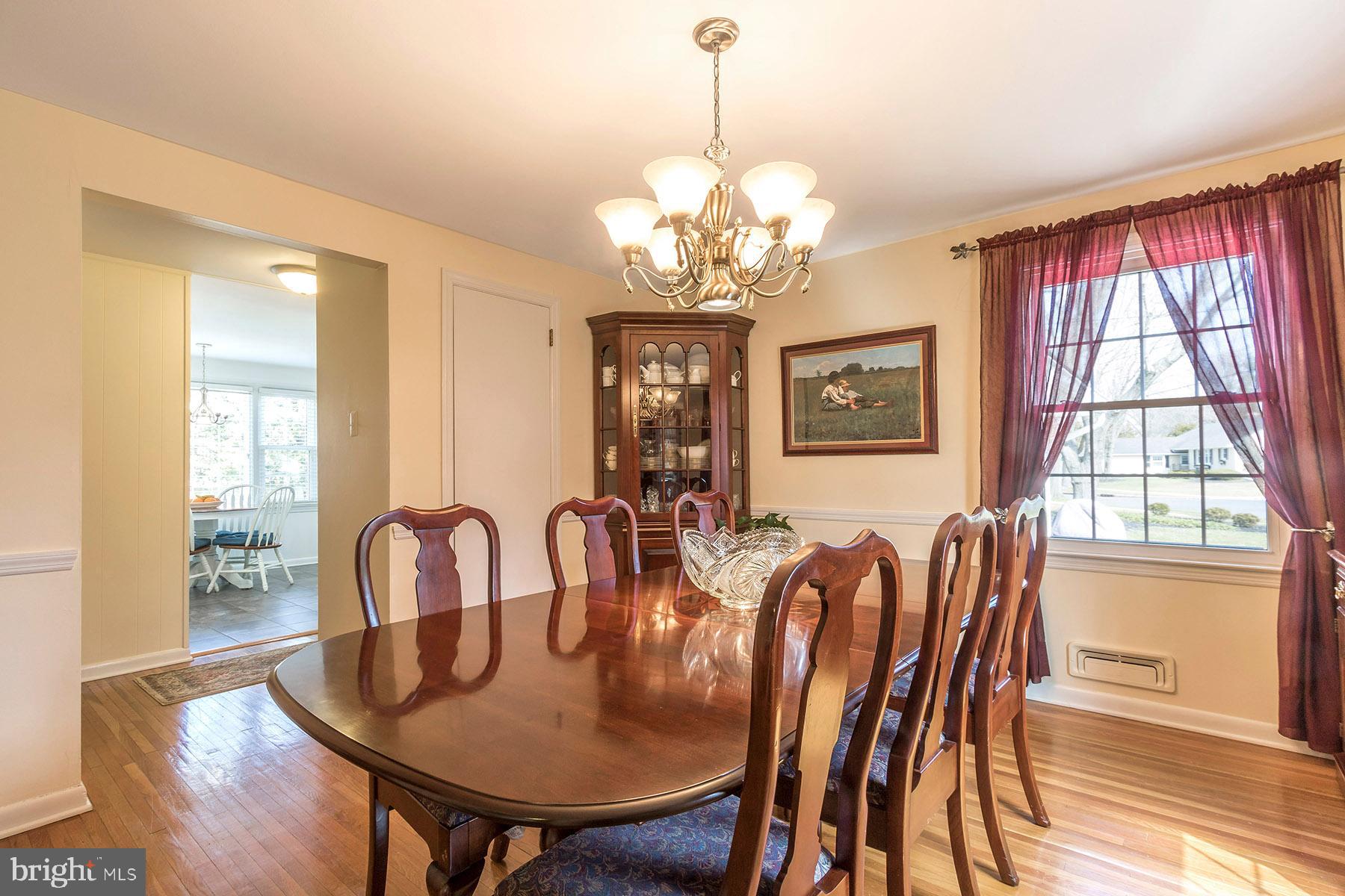 440 Burning Tree Road Cherry Hill, NJ 08034 - Photo 8 of 36