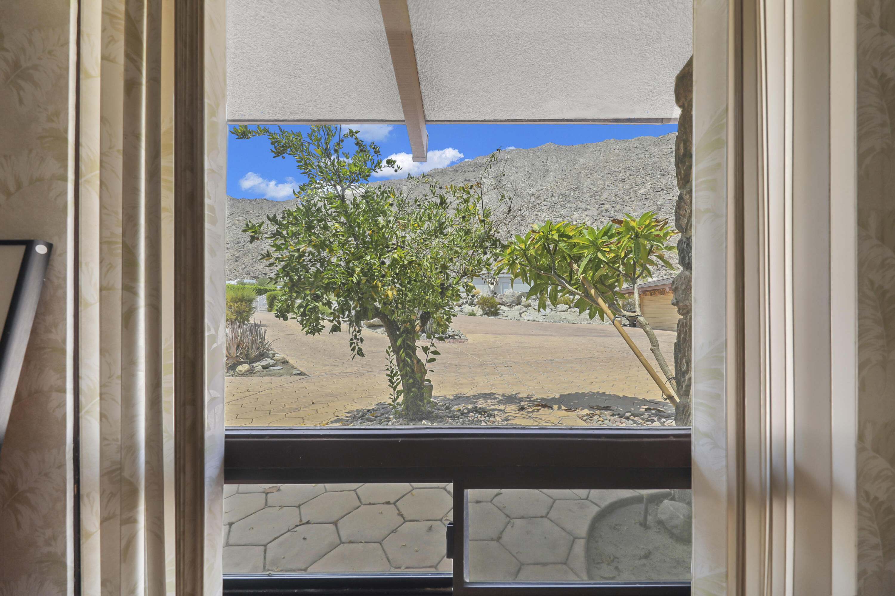 770 South La Mirada Road Palm Springs, CA 92264 - Photo 6 of 39 a view of a window