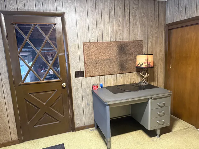 $269,900 | 2404 West Arthur Road, New Era, MI 49446