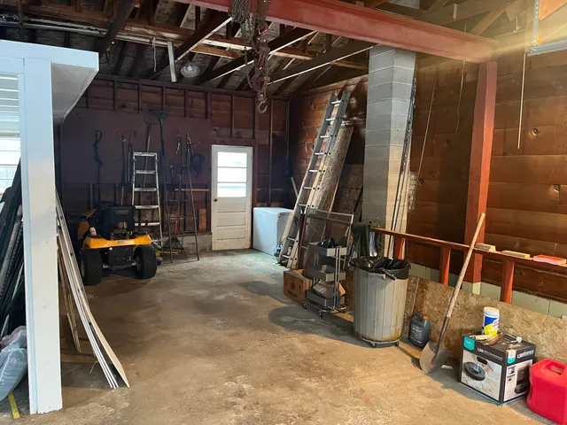 $259,900 | 2404 West Arthur Road, New Era, MI 49446