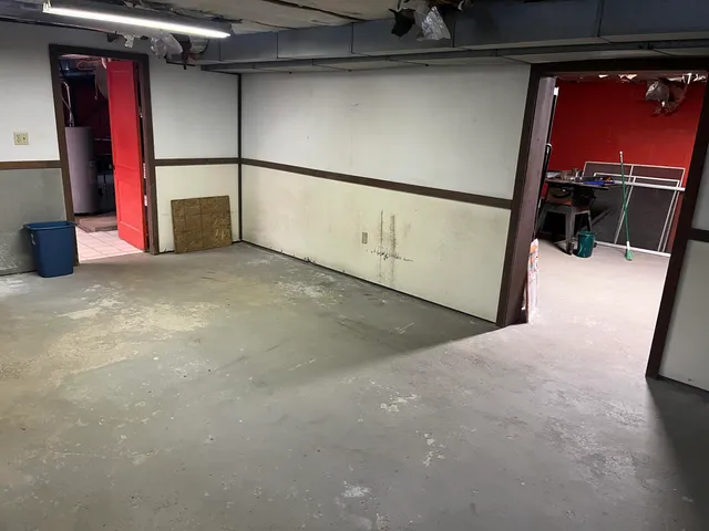 $259,900 | 2404 West Arthur Road, New Era, MI 49446