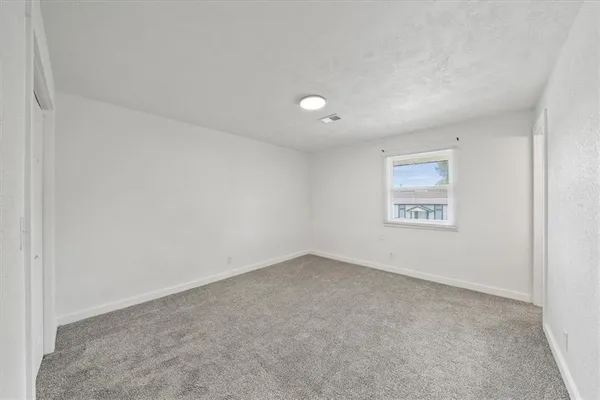 $865,000 | 2200 Mission Road, Harrisonville, MO 64701