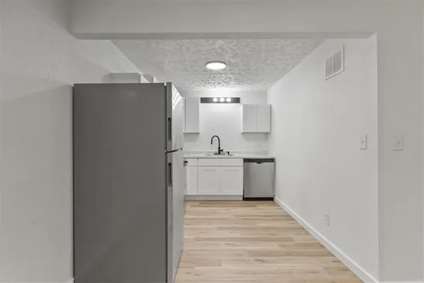 $865,000 | 2200 Mission Road, Harrisonville, MO 64701