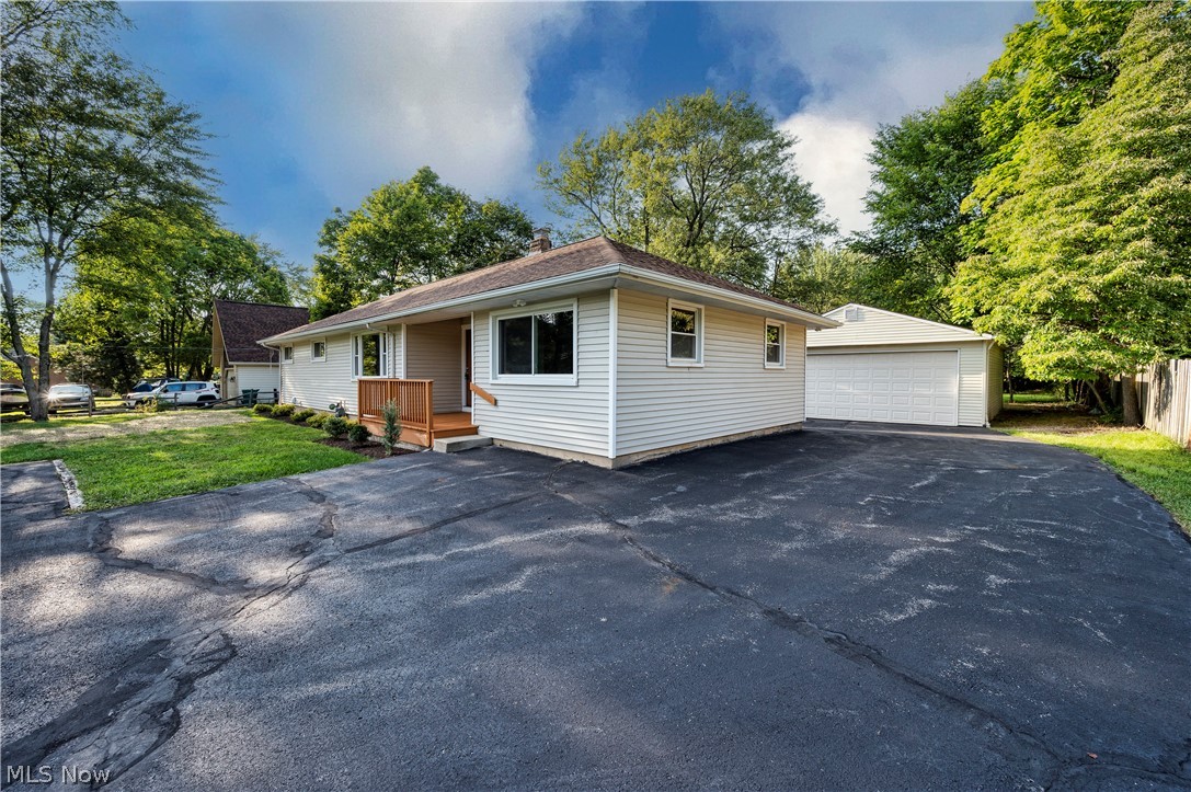 25975 Highland Road Cleveland, OH 44143 - Photo 23 of 24