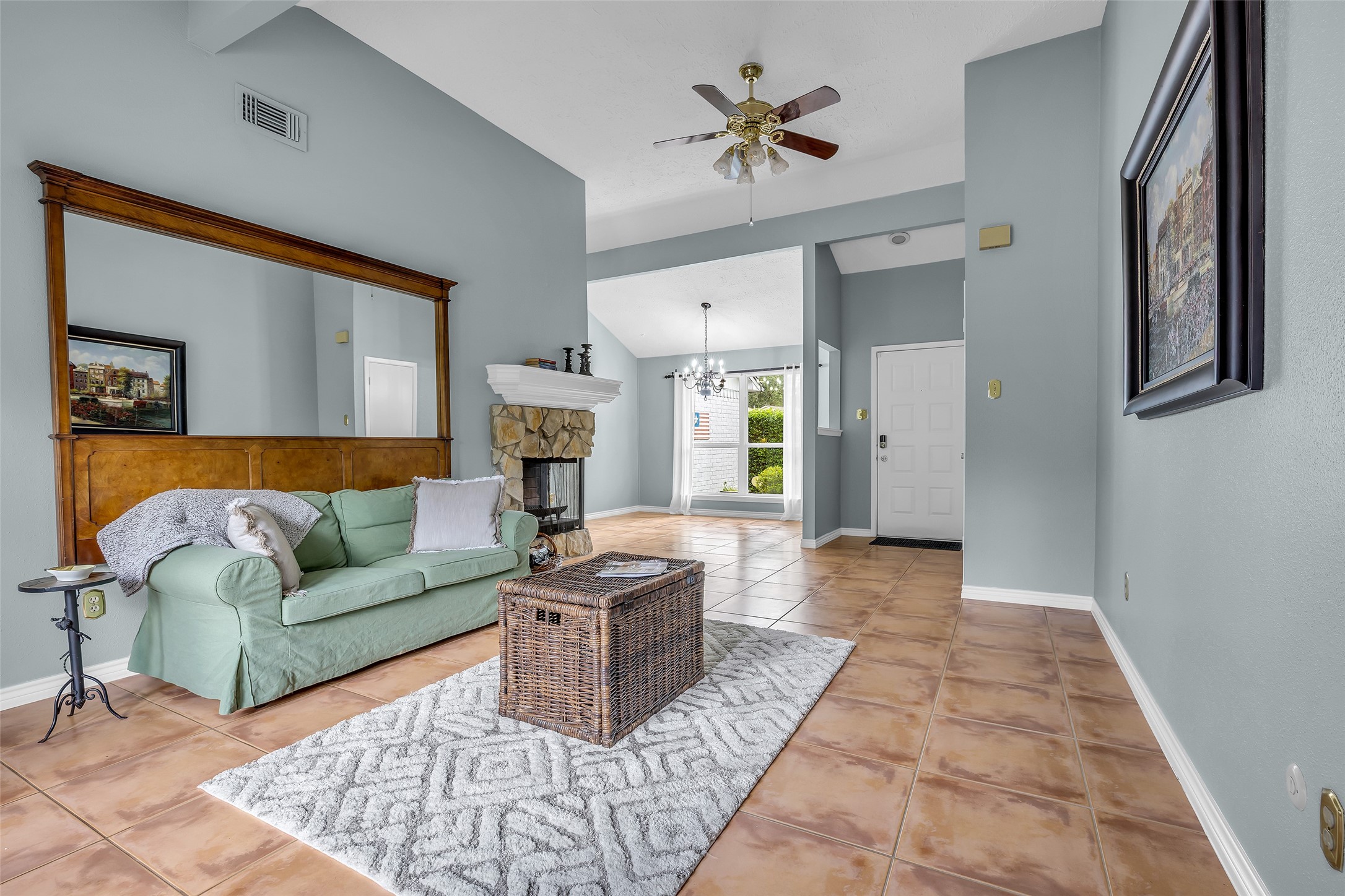 17314 Chapel Pine Street Spring, TX 77379 - Photo 12 of 44 Plenty of space for family gathering.