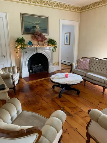 $2,750 | 40 Main Street, Unit D, Walpole, NH 03608