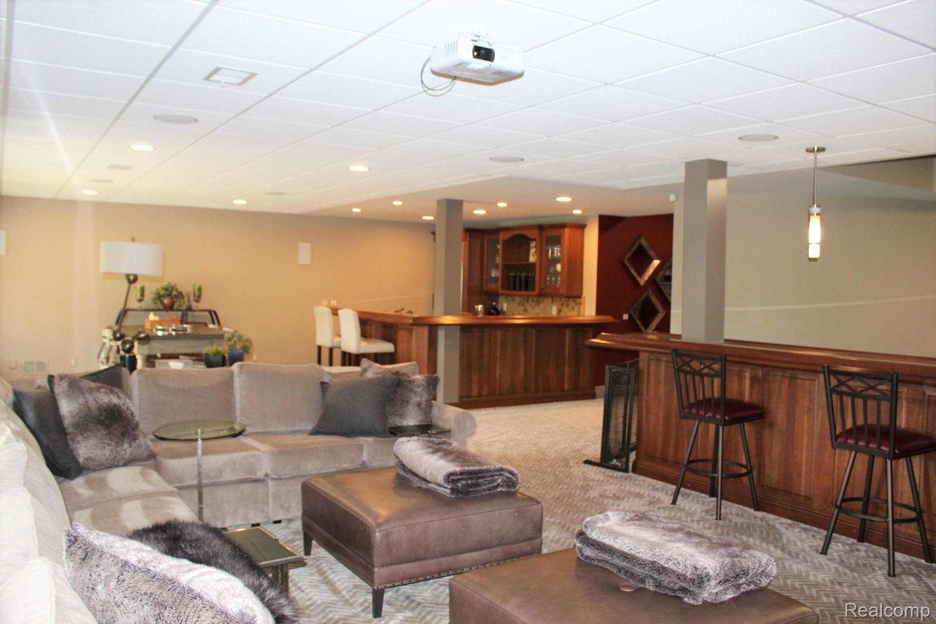 4588 Oakhurst Ridge Road Clarkston, MI 48348 - Photo 54 of 76 Lower Level Walkout.JPG