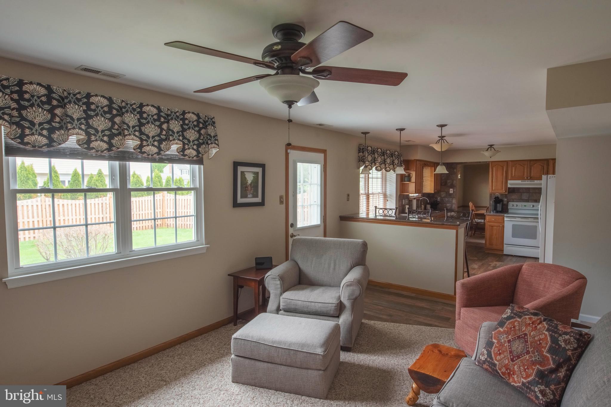 405 Waldon Road Langhorne, PA 19047 - Photo 6 of 41