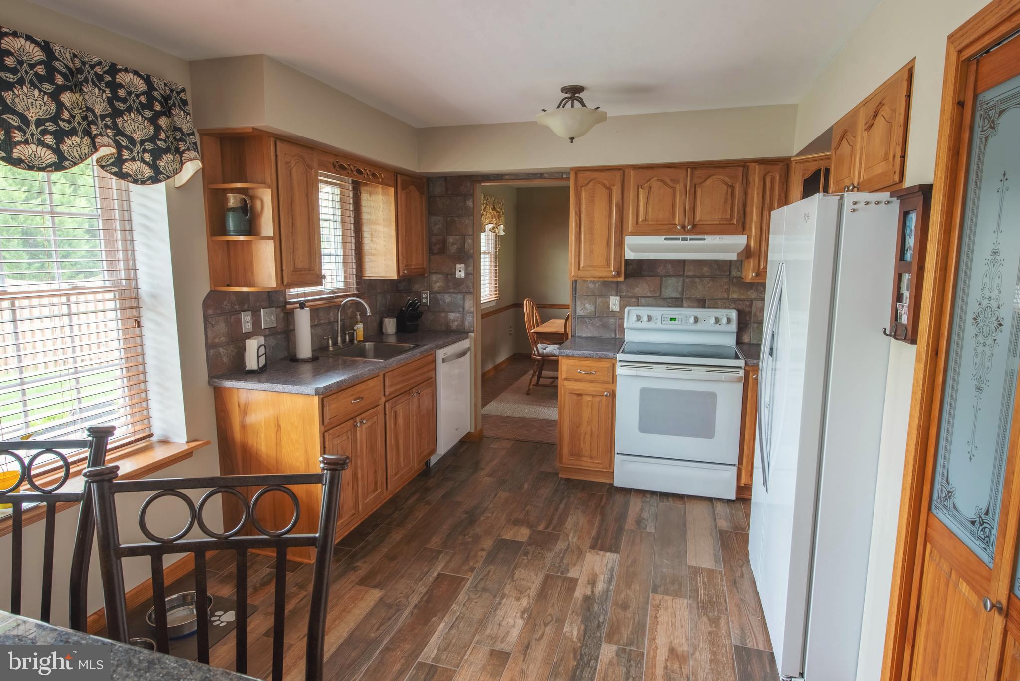 405 Waldon Road Langhorne, PA 19047 - Photo 9 of 41