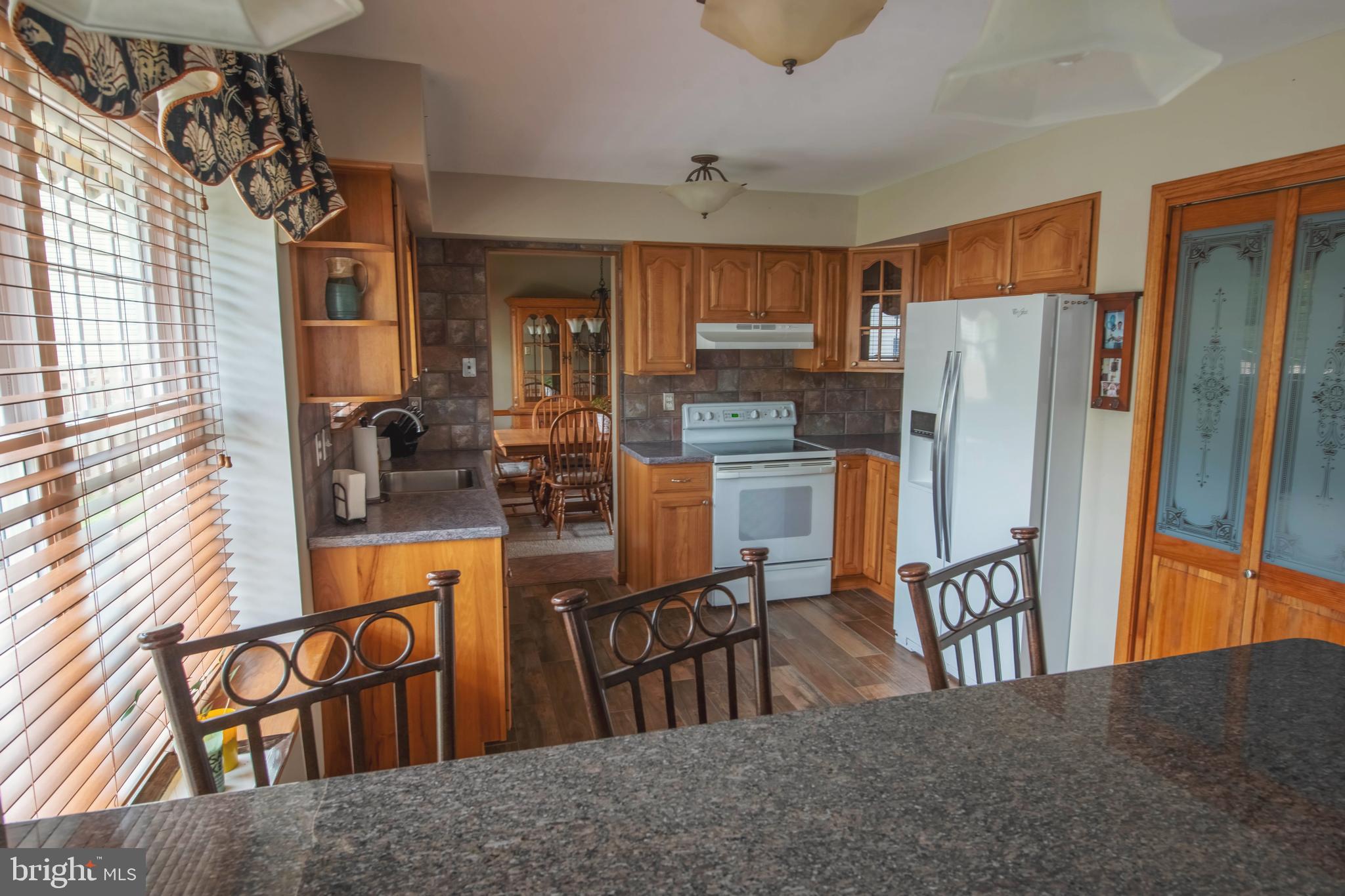 405 Waldon Road Langhorne, PA 19047 - Photo 10 of 41
