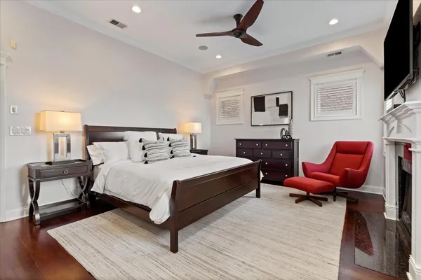 $2,495,000 | 3638 North Wayne Avenue, Chicago, IL 60613