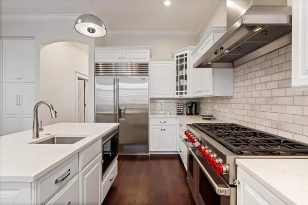 $2,495,000 | 3638 North Wayne Avenue, Chicago, IL 60613