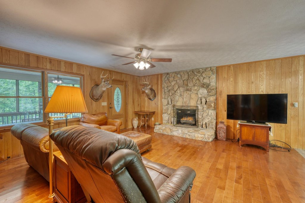 874 Deer Hill Road Murphy, NC 28906 - Photo 12 of 54