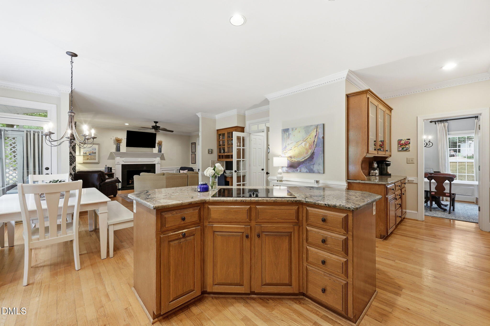 424 Grosvenor Drive Raleigh, NC 27615 - Photo 7 of 37