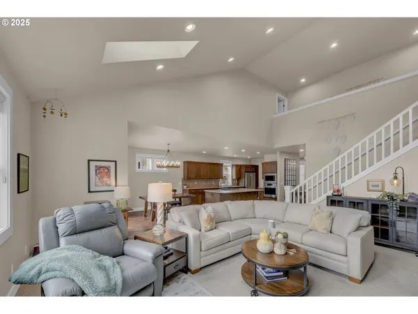 $860,000 | 2138 Country Haven Drive, Eugene, OR 97408