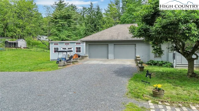 $699,900 | 931-935 Don Bare Road, Jefferson, NC 28640