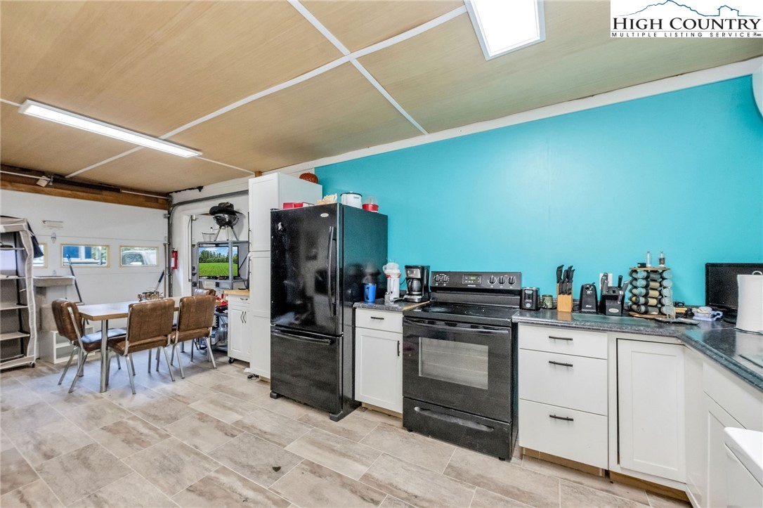 931-935 Don Bare Road Jefferson, NC 28640 - Photo 35 of 48