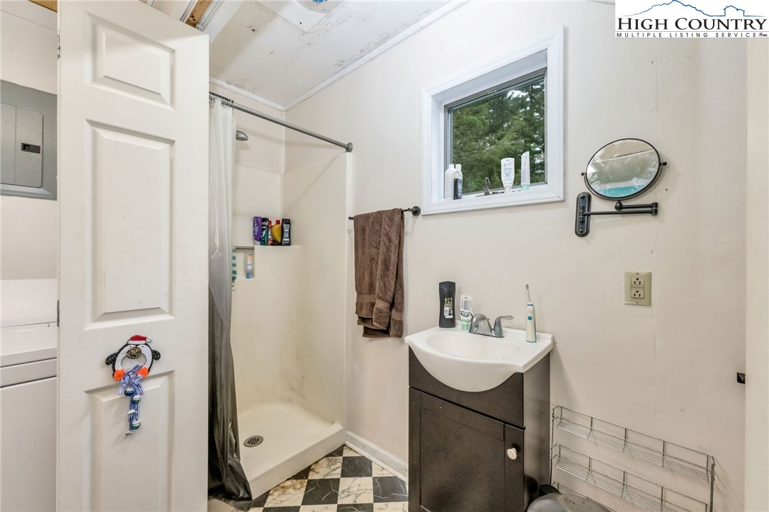 931-935 Don Bare Road Jefferson, NC 28640 - Photo 42 of 48