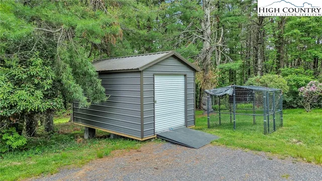 $699,900 | 931-935 Don Bare Road, Jefferson, NC 28640