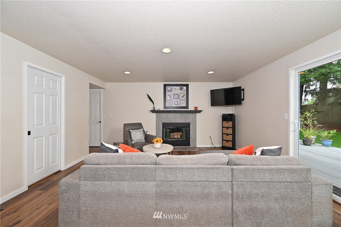 16601 30th Drive Southeast Bothell, WA 98012 - Photo 16 of 35 Gallery Image 16