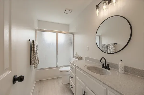 $380,000 | 12706 Corrington Avenue, Grandview, MO 64030