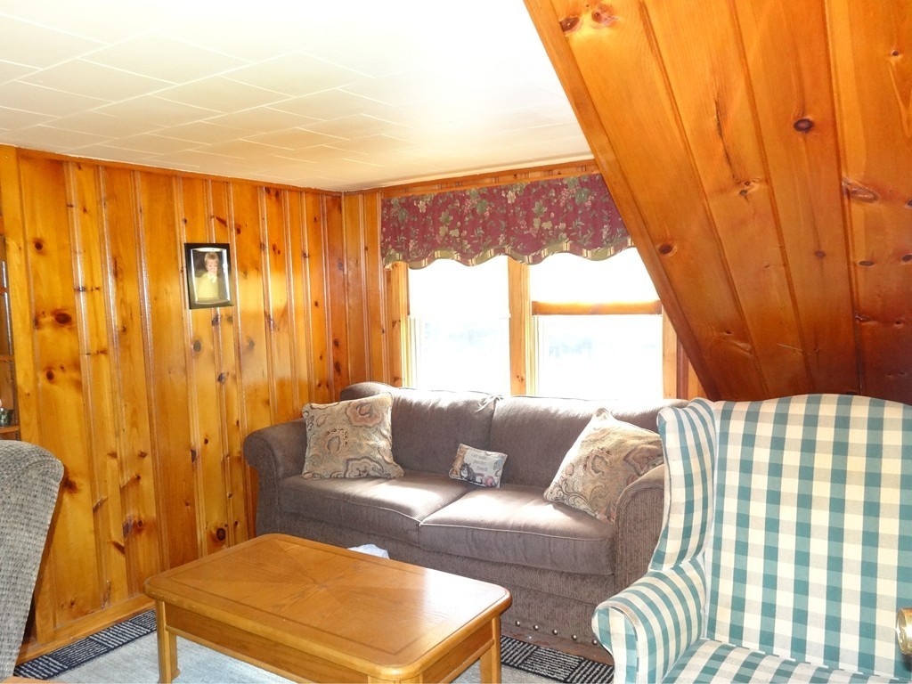 809 Wendell Road Warwick, MA 01378 - Photo 3 of 20