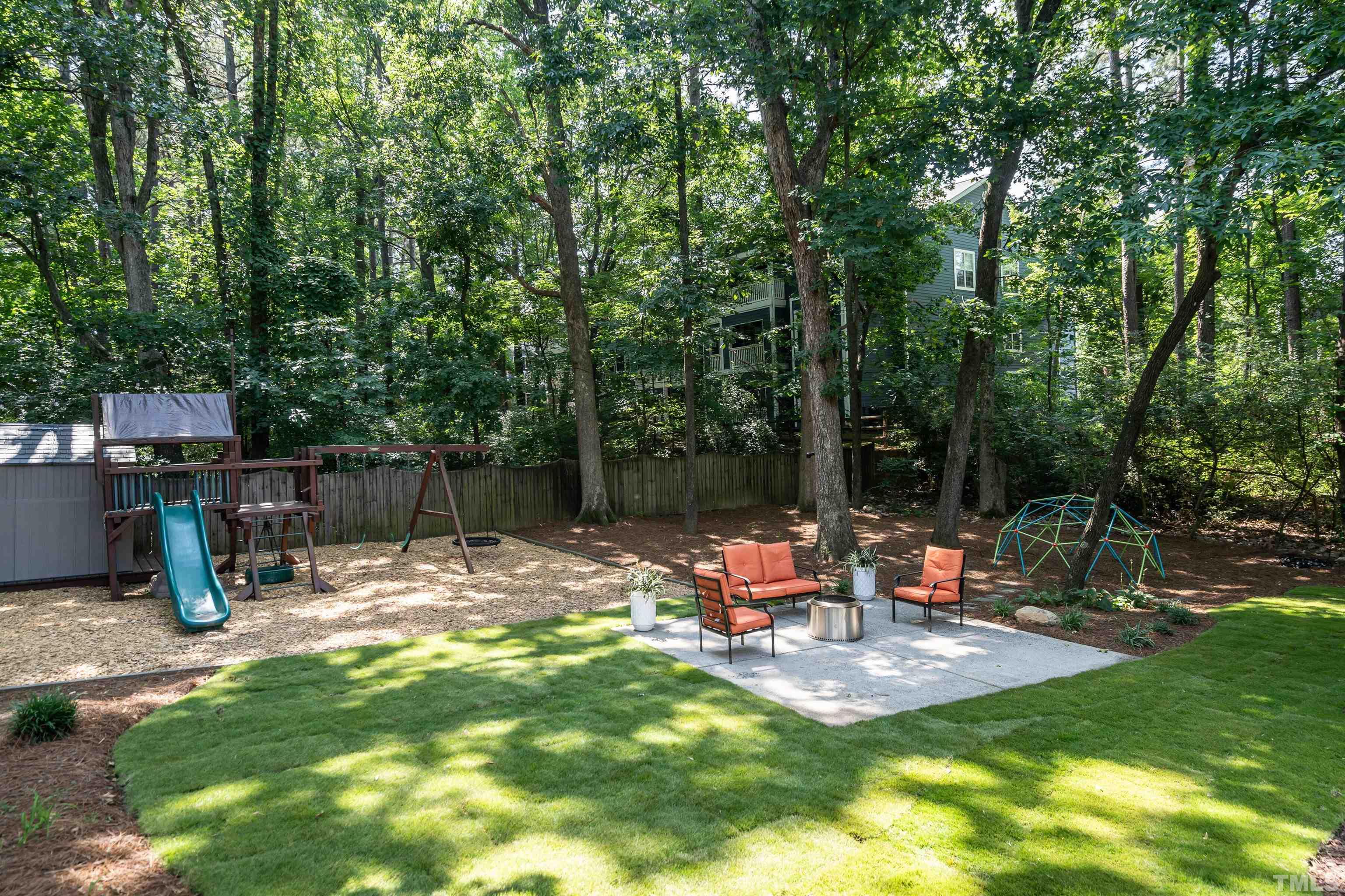 3016 Stone Gap Court Raleigh, NC 27612 - Photo 37 of 37 a view of a park with sitting area