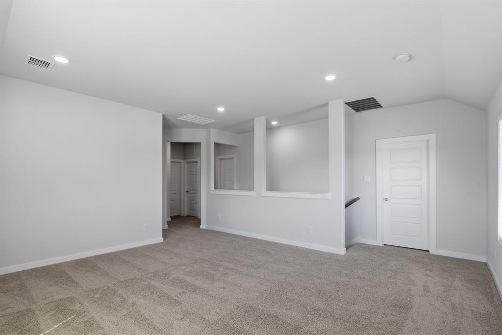 637 Sierra Ridge Lavon, TX 75166 - Photo 13 of 26 a view of an empty room