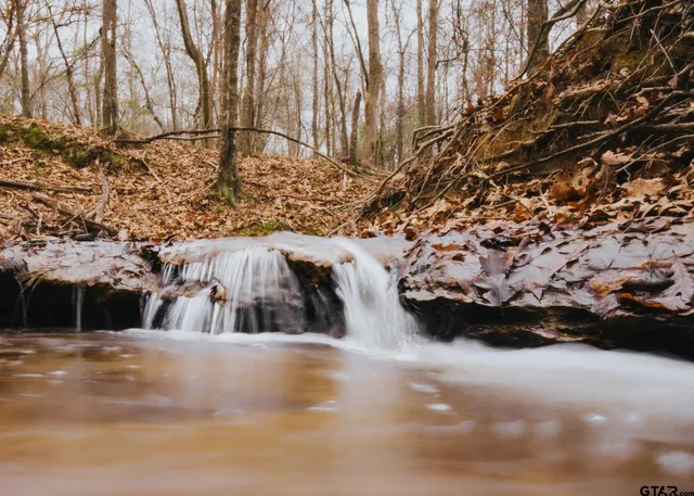 a view of entryway front of house