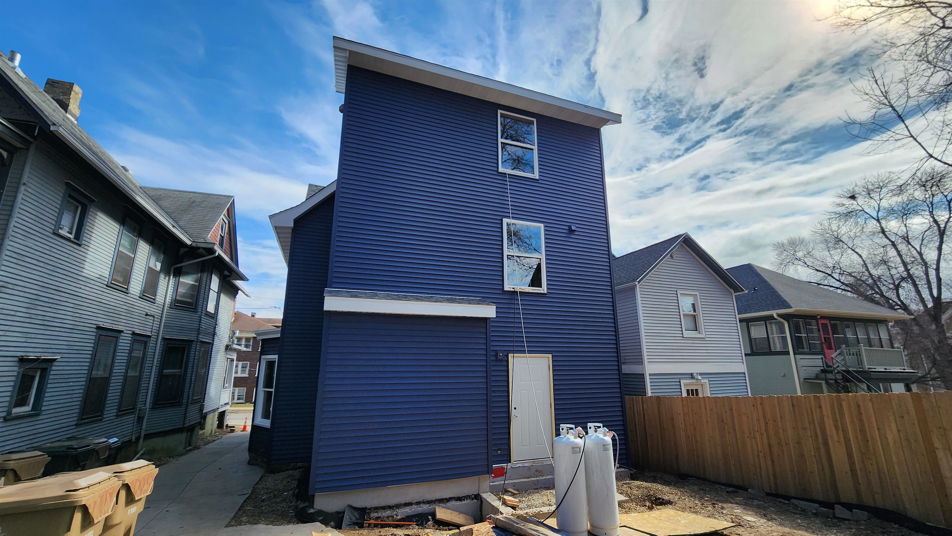 908 East Gorham Street, Unit 2 Madison, WI 53703 - Photo 17 of 18
