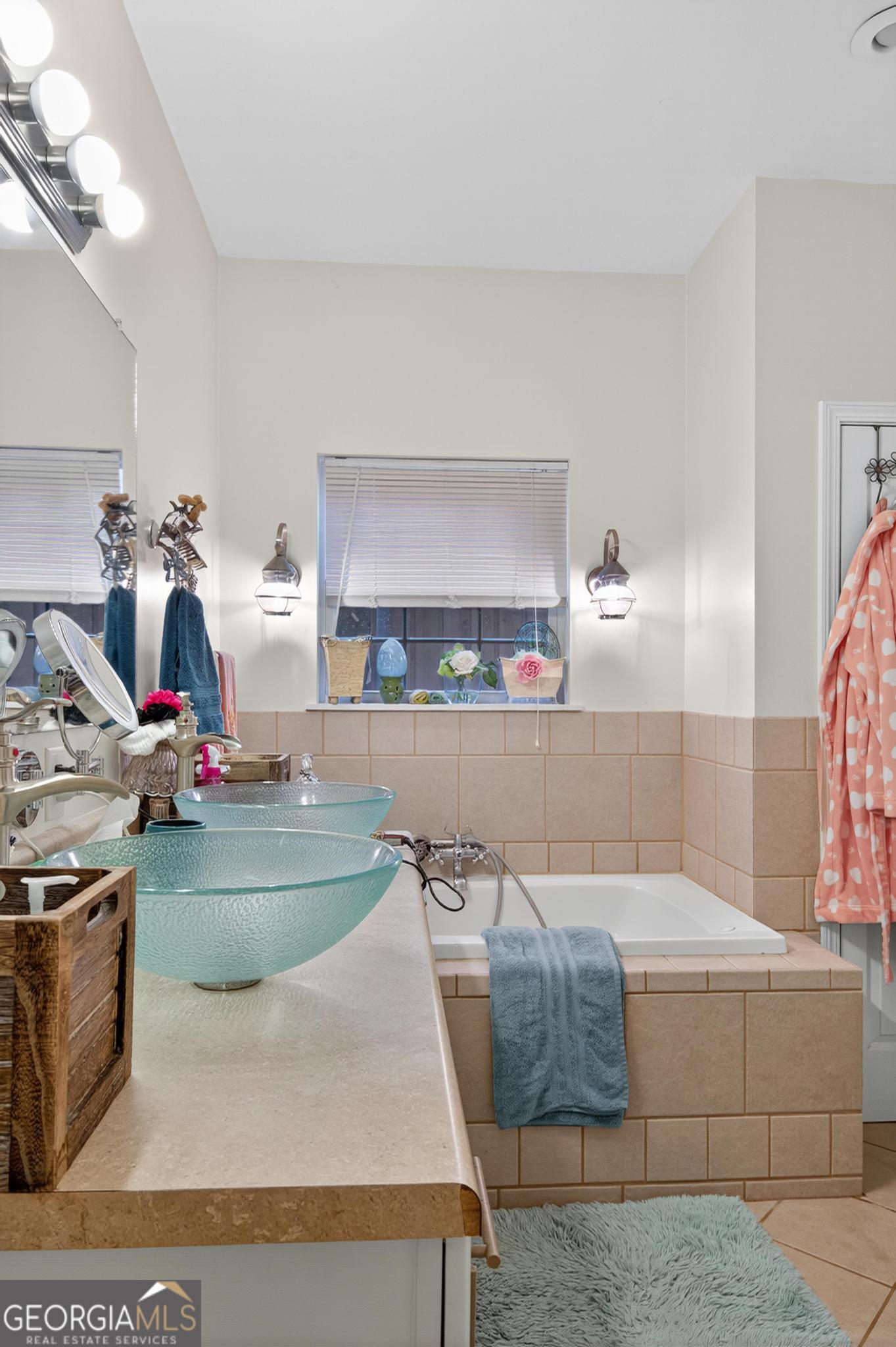 363 Dover Road Sylvania, GA 30467 - Photo 4 of 27 a living room with hard wood flooring and a couch