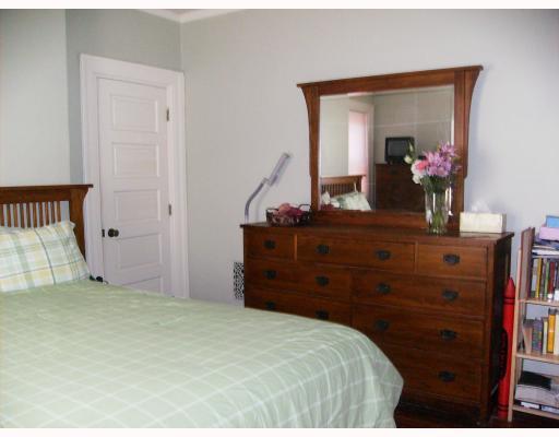 6411 Darlington Road Pittsburgh, PA 15217 - Photo 7 of 14 Master Bedroom.
