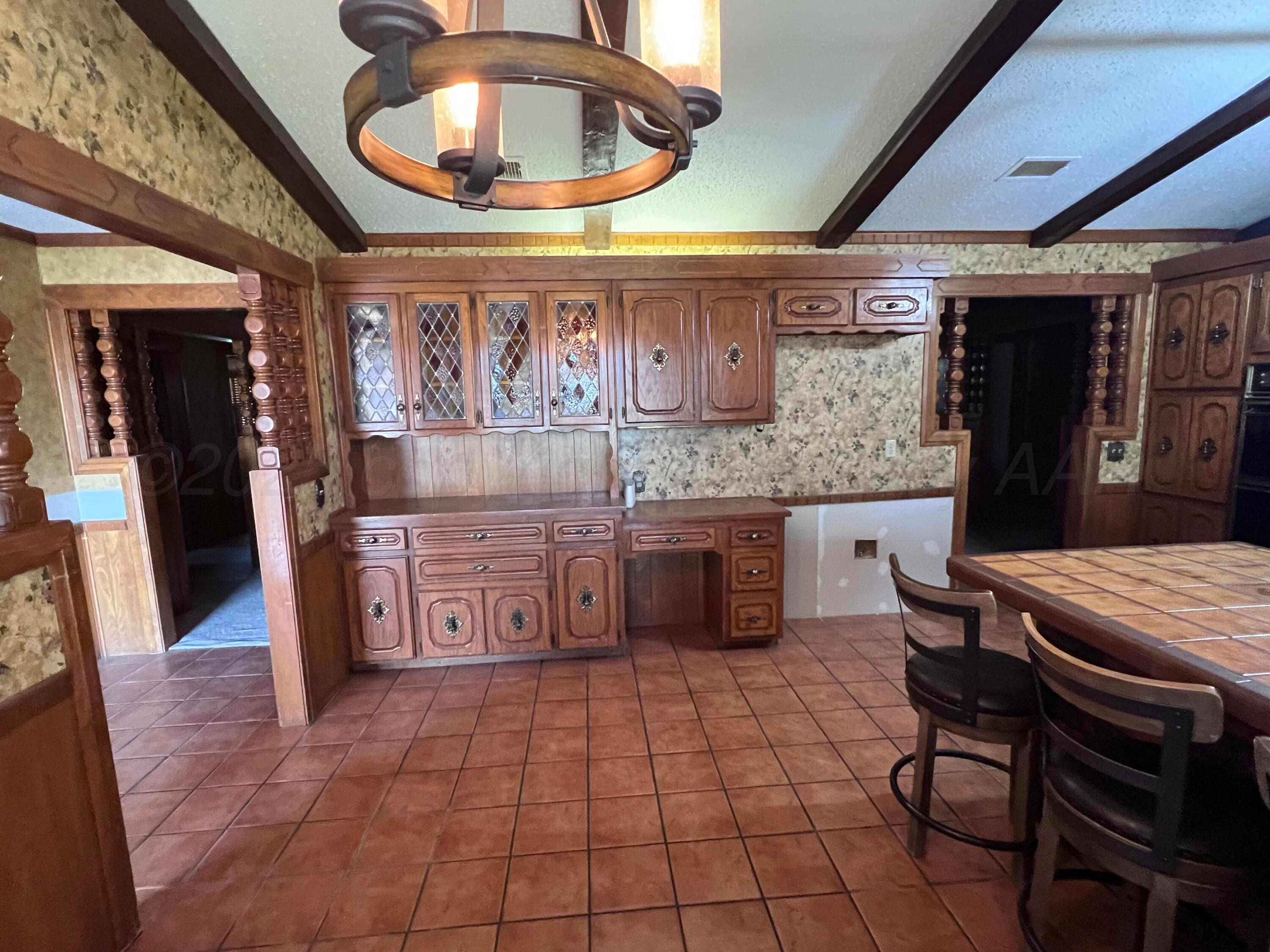 807 North Arrah Friona, TX 79035 - Photo 12 of 56 IMG_2190