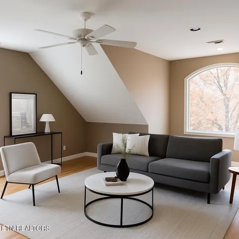 $675,000 | 302 Oostanali Circle, Loudon, TN 37774