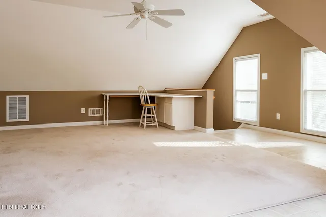 $675,000 | 302 Oostanali Circle, Loudon, TN 37774