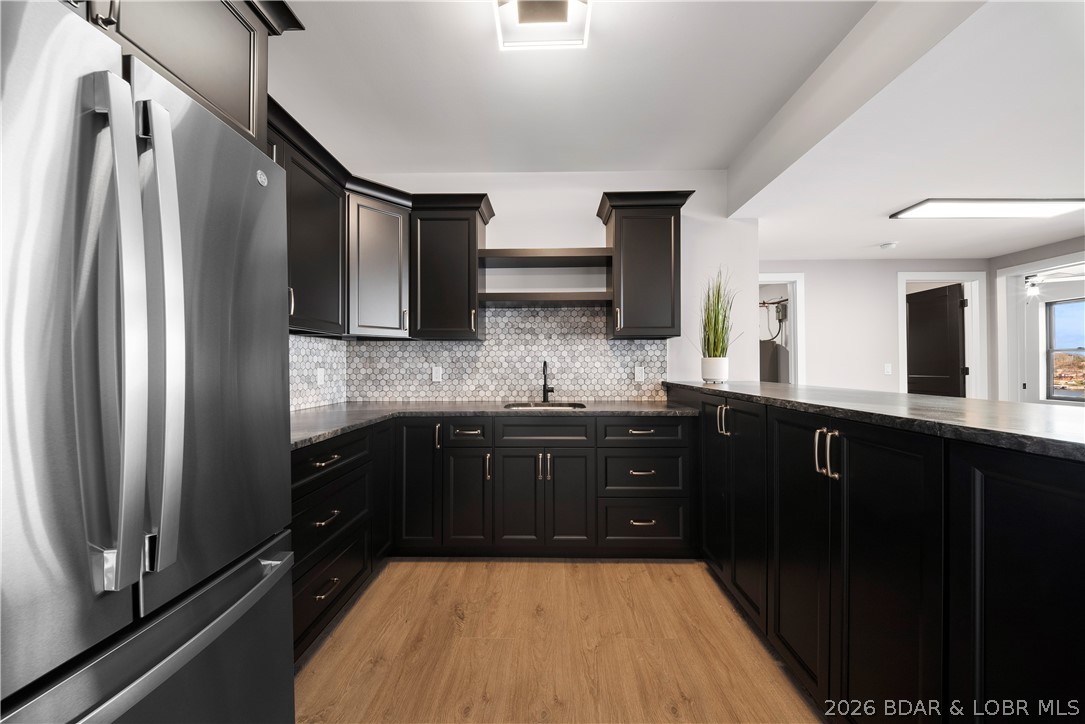1356 Duckhead Road Lake Ozark, MO 65049 - Photo 56 of 99 Lower-Level Kitchen