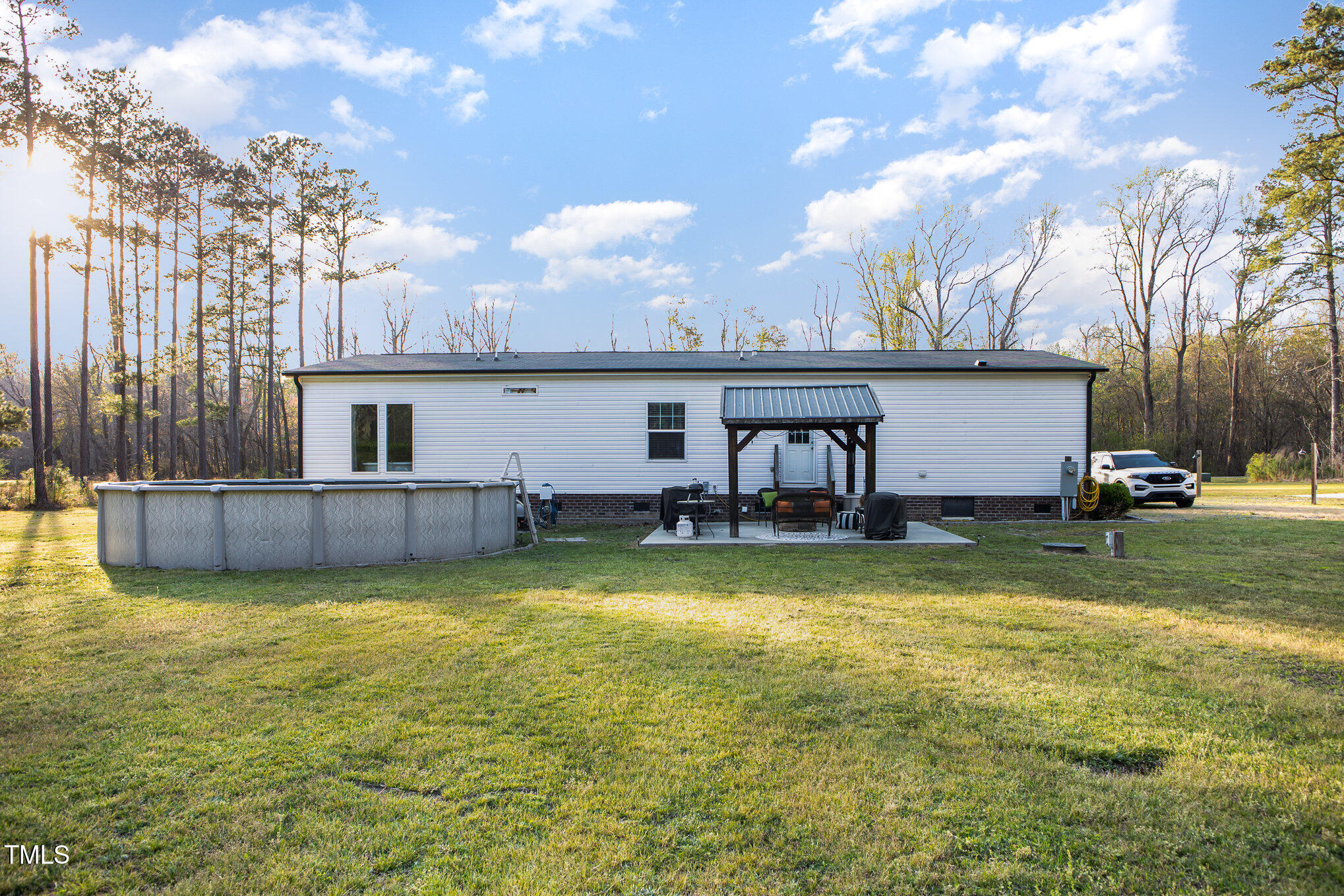 129 Red House Road Smithfield, NC 27577 - Photo 26 of 31 028_bc4a9990-edit_531