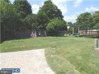 209 West County Line Road Hatboro, PA 19040 - Photo 6 of 12 Exterior Back