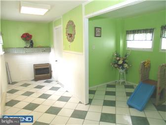 209 West County Line Road Hatboro, PA 19040 - Photo 7 of 12