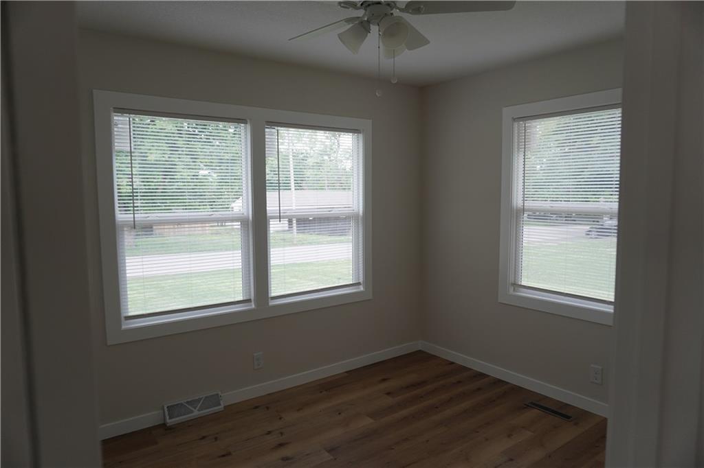 2412 Queen Ridge Drive Independence, MO 64055 - Photo 6 of 19