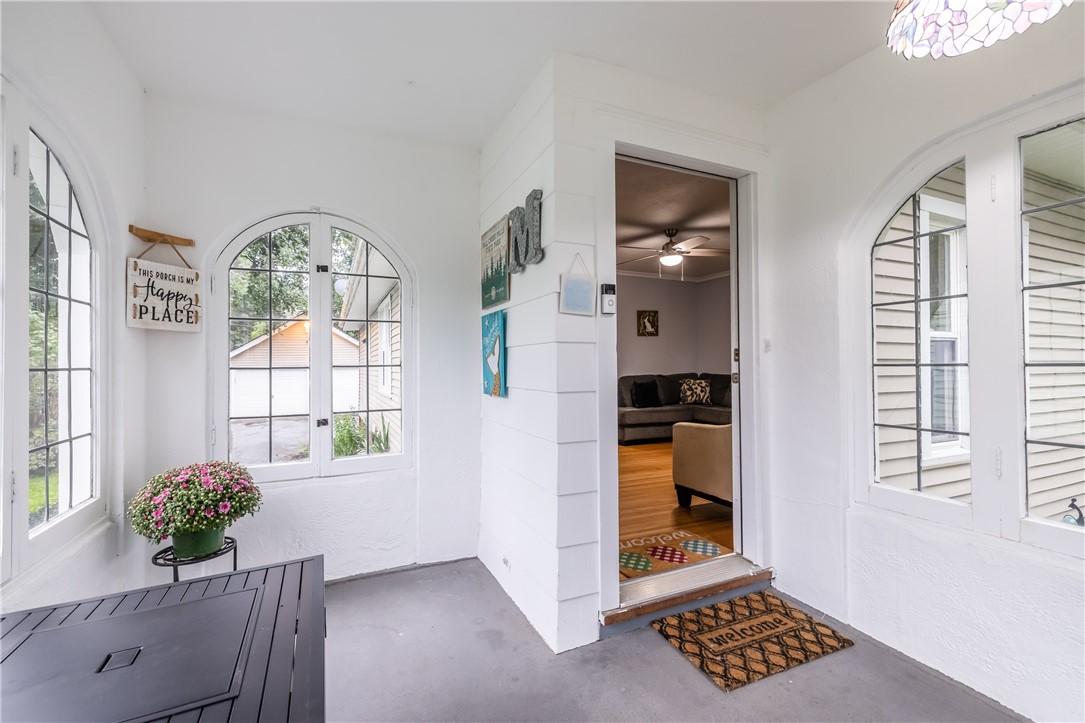 99 Lyndale Drive Gates, NY 14624 - Photo 3 of 35