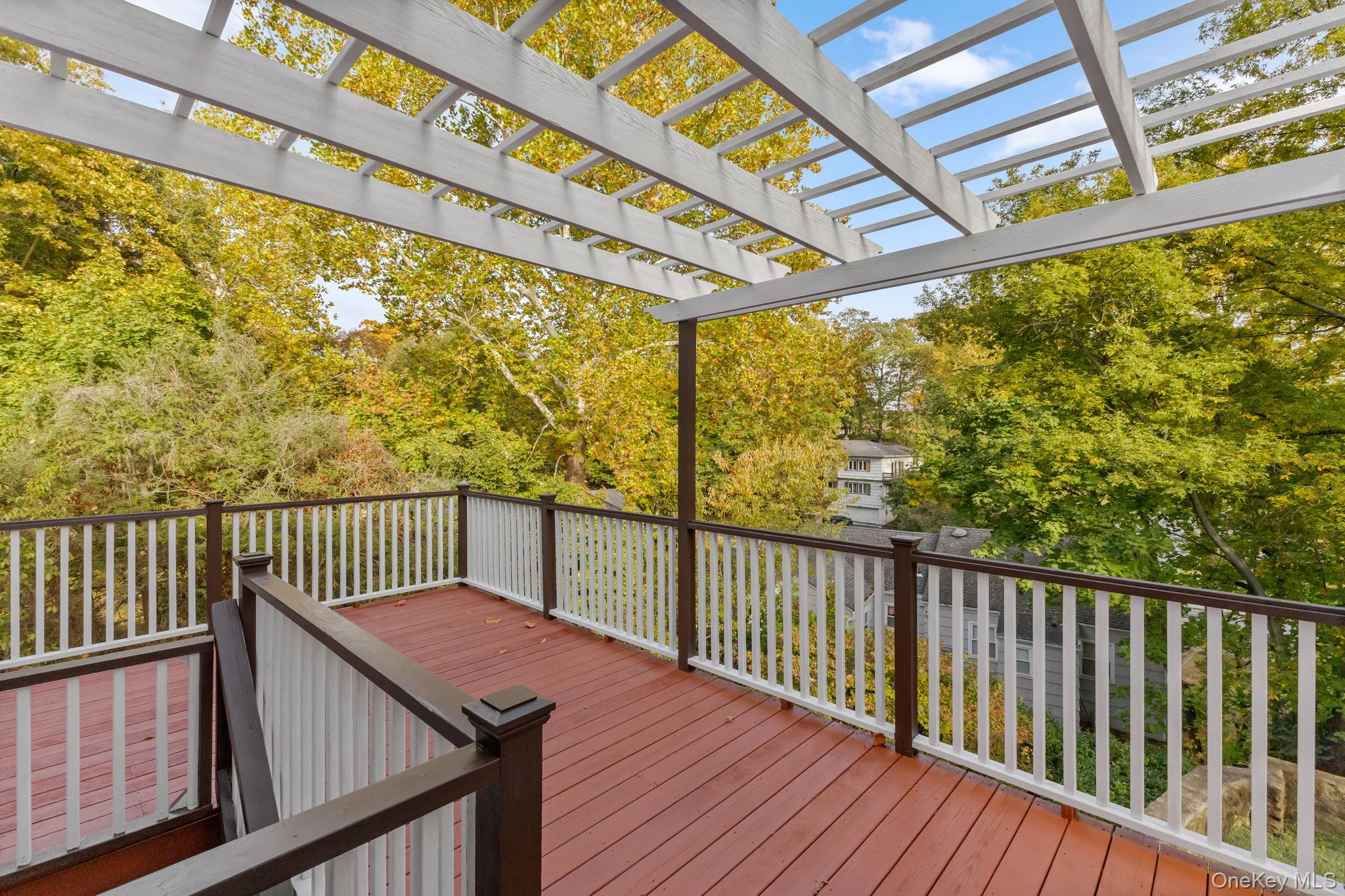 202 East Garden Road Larchmont, NY 10538 - Photo 26 of 35 a balcony with wooden floor