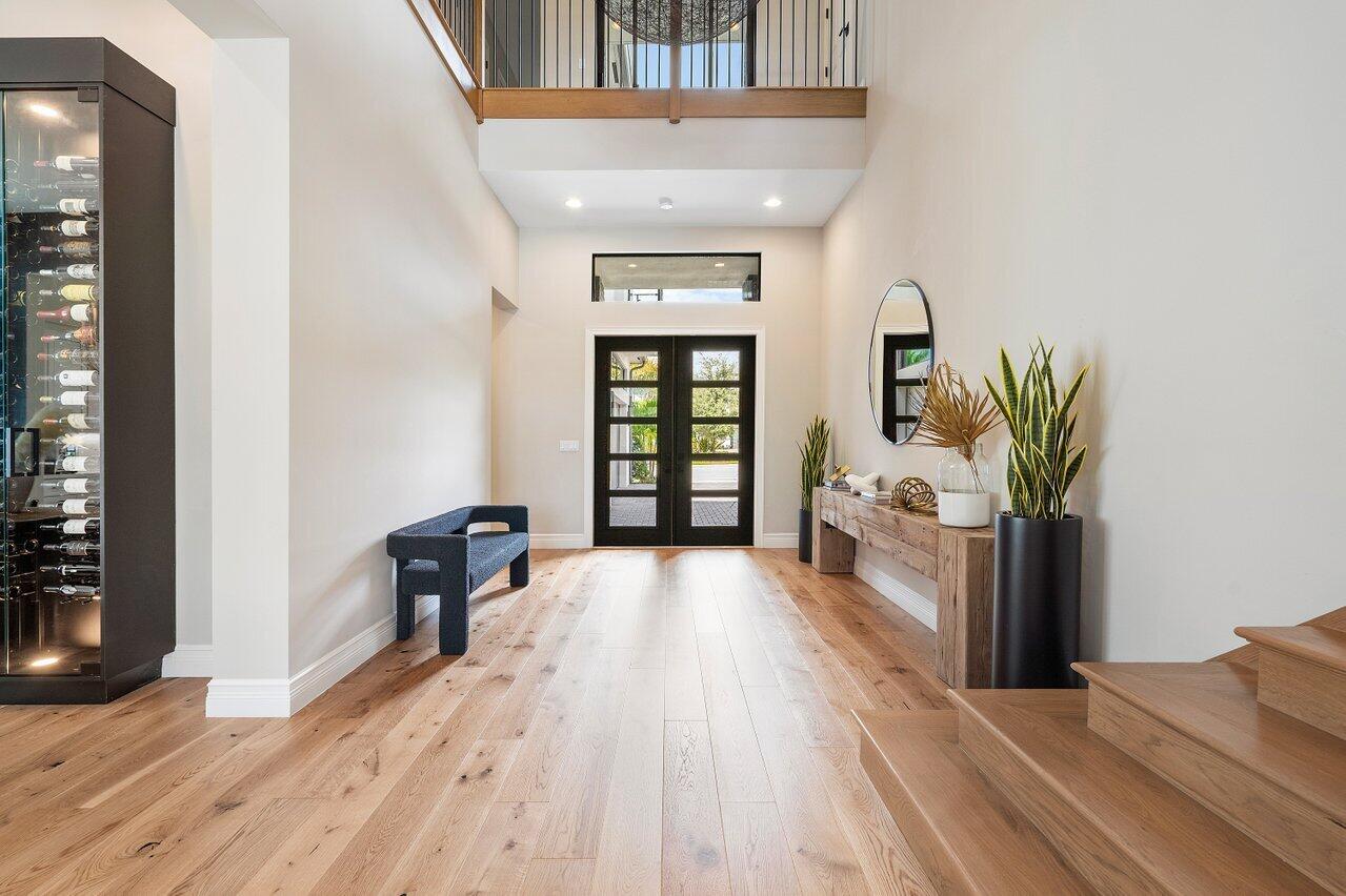 9054 Benedetta Place Boca Raton, FL 33496 - Photo 3 of 50 Entry Foyer