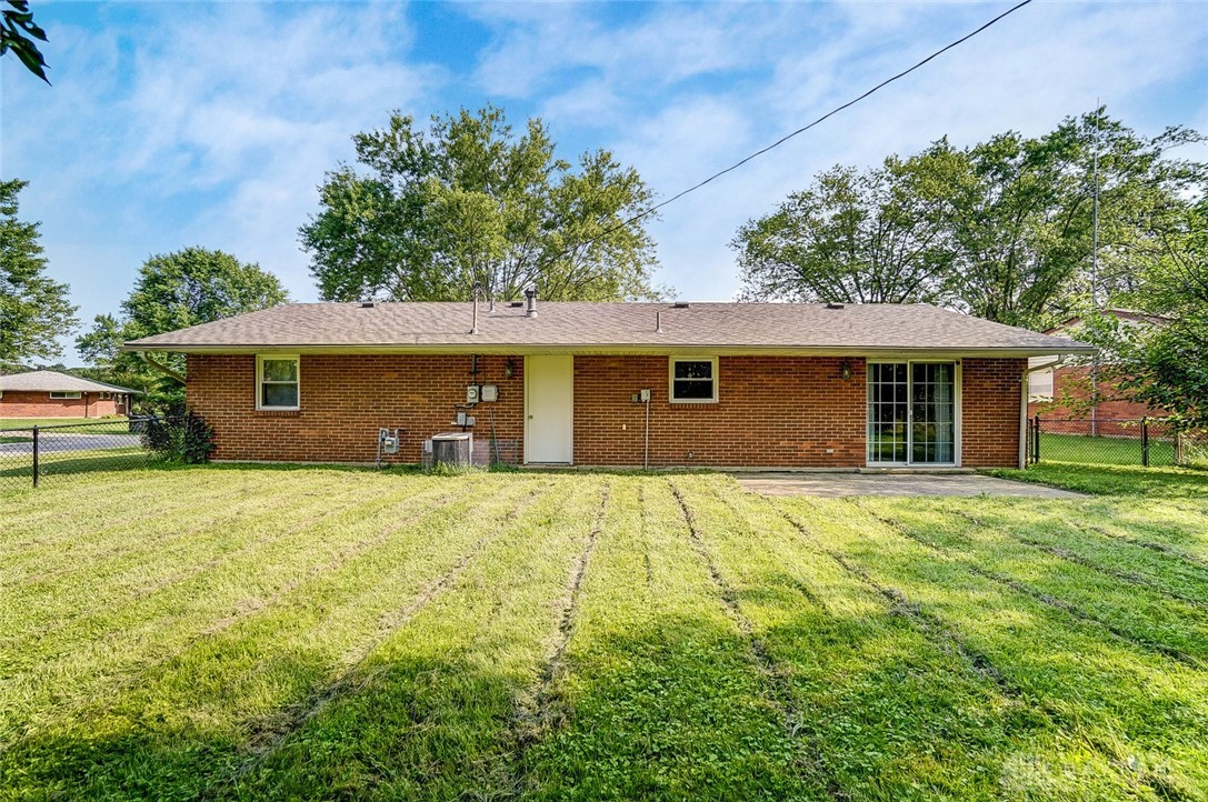 4960 Tilbury Road Huber Heights, OH 45424 - Photo 28 of 34