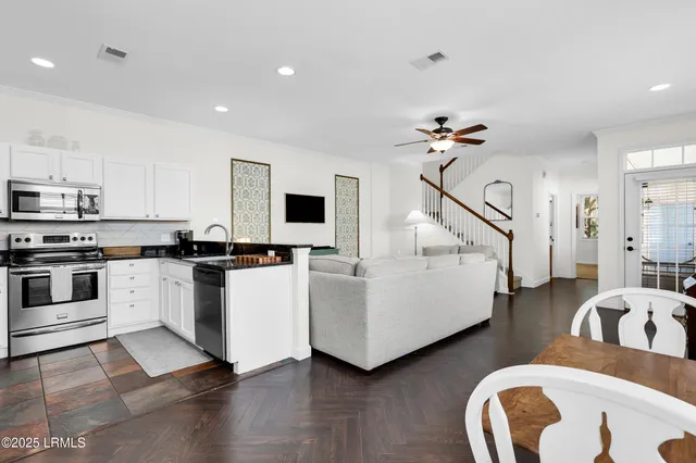 $425,000 | 149 Regent Avenue, Bluffton, SC 29910