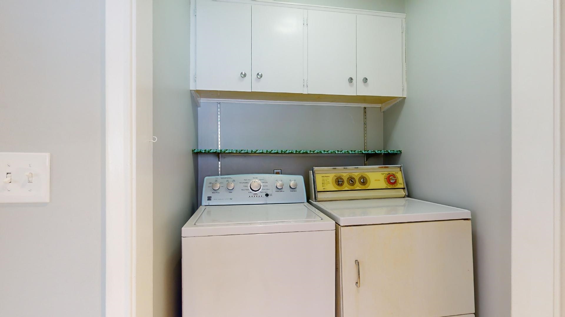 27 Ridgewood Drive Burlington, VT 05408 - Photo 17 of 40 Gallery Image 17